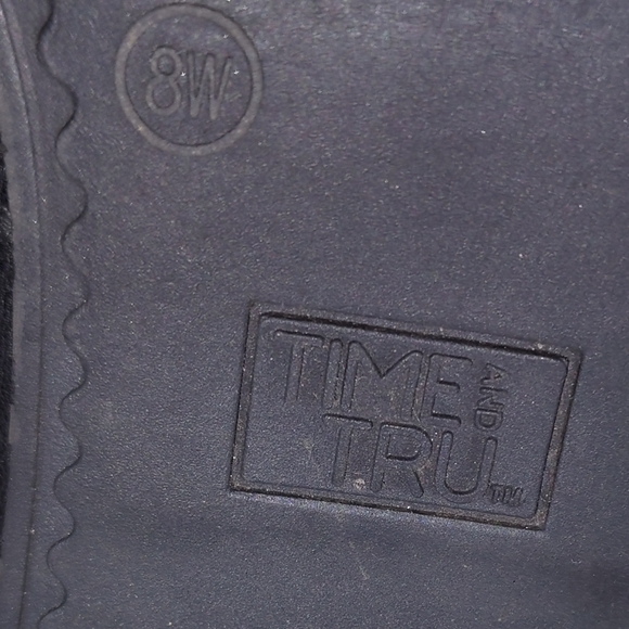 Women's Knee High 2.5 In heeled Leather Boot Sz 8 Wide by TIME & TRU - Picture 4 of 12